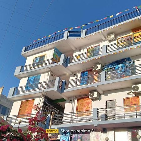 Orchid Hostel&Hotel Tapovan Exteriér fotografie